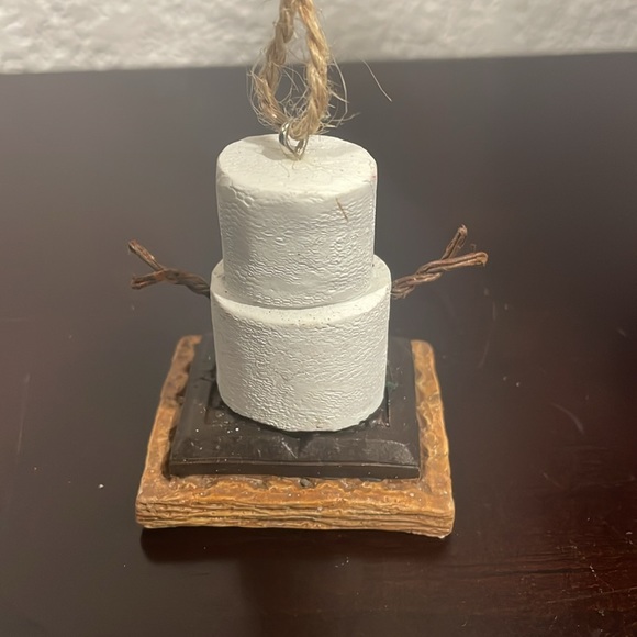 The original s’mores S’mores snow man decor ornament - Picture 3 of 6